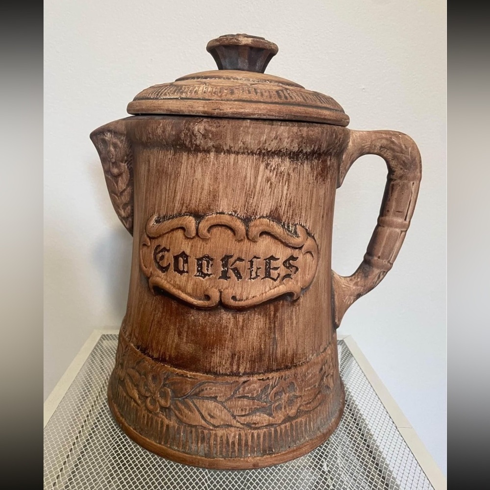 70s Treasure craft cookie jar